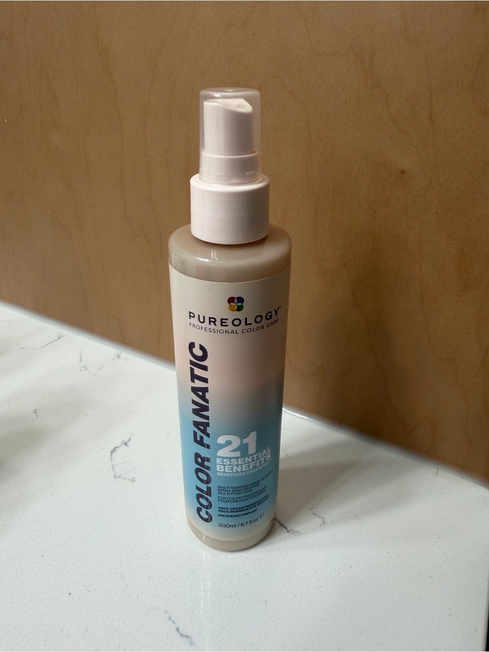 Pureology Color Fanatic Leave-In Spray - White, Blue Gradient